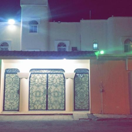 Appartement Masaken Alkenan à Yanbu Extérieur photo