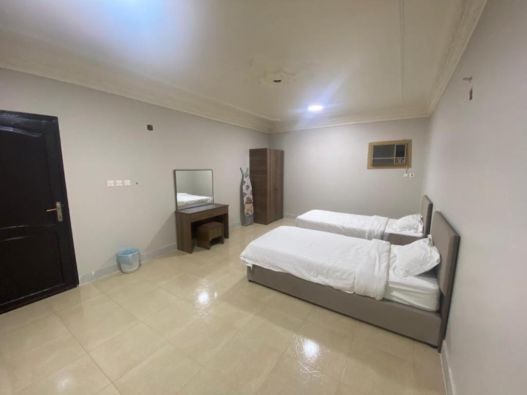 Appartement Masaken Alkenan à Yanbu Extérieur photo