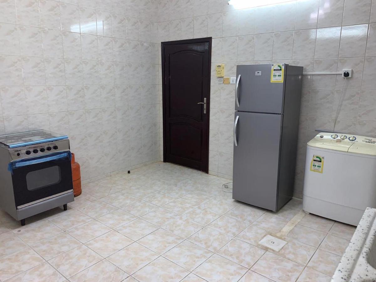 Appartement Masaken Alkenan à Yanbu Extérieur photo