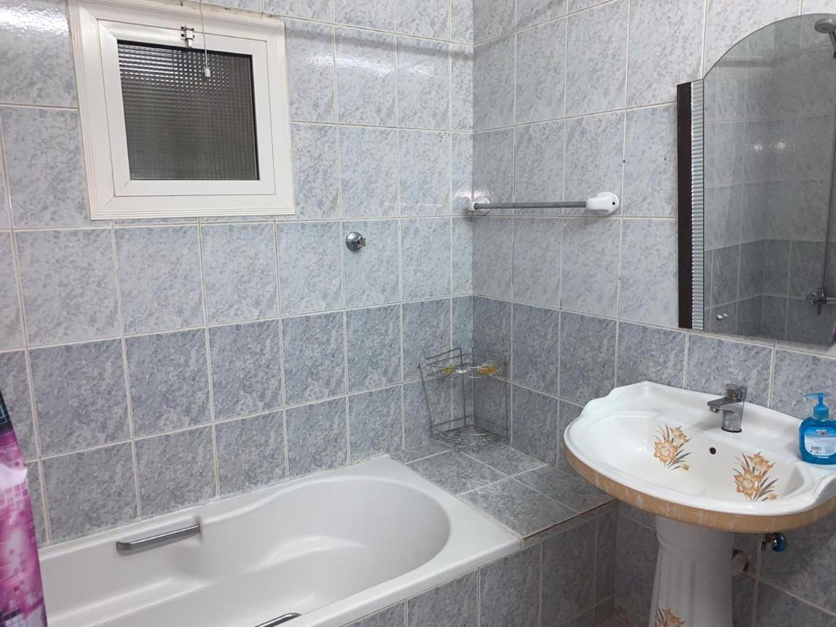 Appartement Masaken Alkenan à Yanbu Extérieur photo