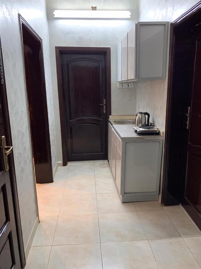 Appartement Masaken Alkenan à Yanbu Extérieur photo