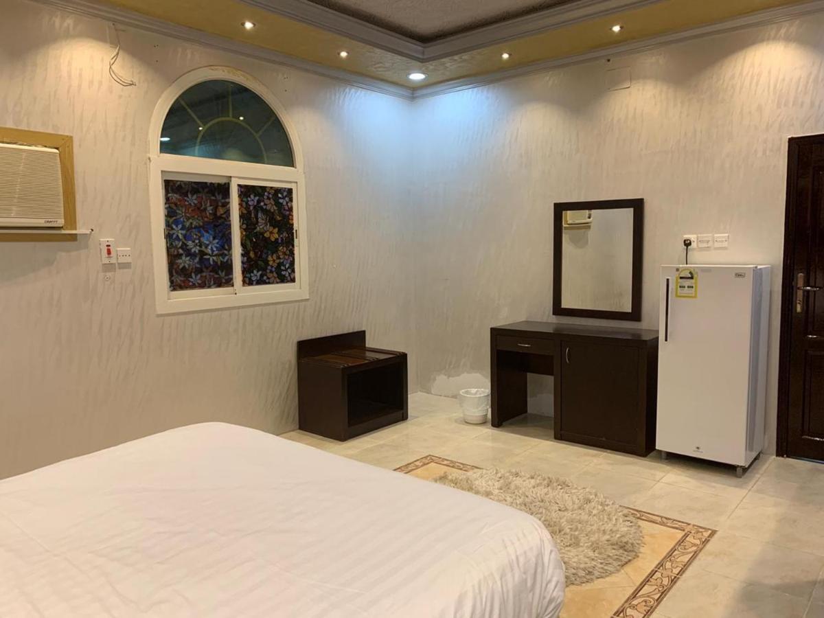 Appartement Masaken Alkenan à Yanbu Extérieur photo