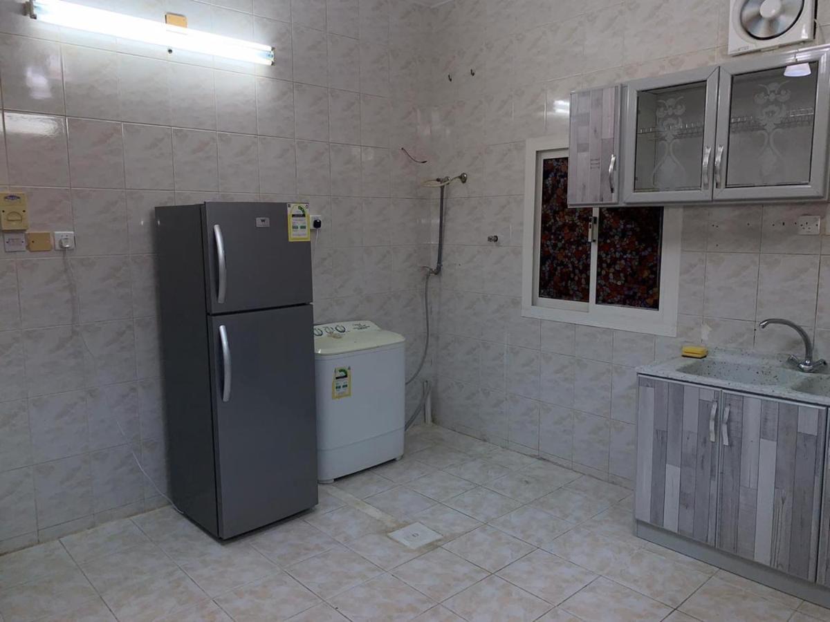 Appartement Masaken Alkenan à Yanbu Extérieur photo