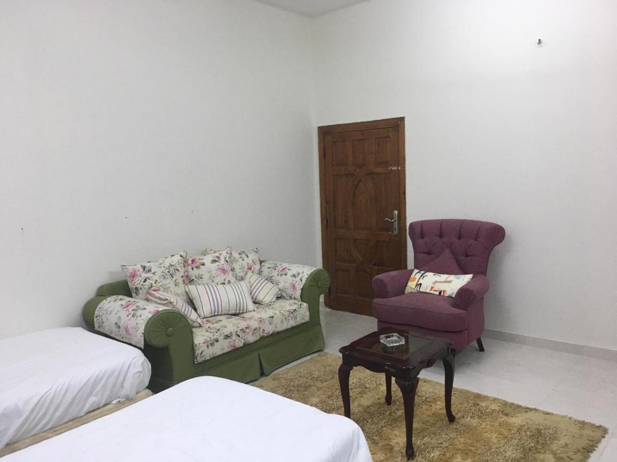 Appartement Masaken Alkenan à Yanbu Extérieur photo